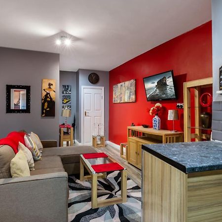 Stockton Town Centre Spacious Apartment Free Parking And Wifi Eksteriør bilde